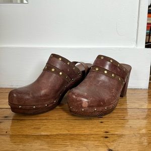Korks Clogs